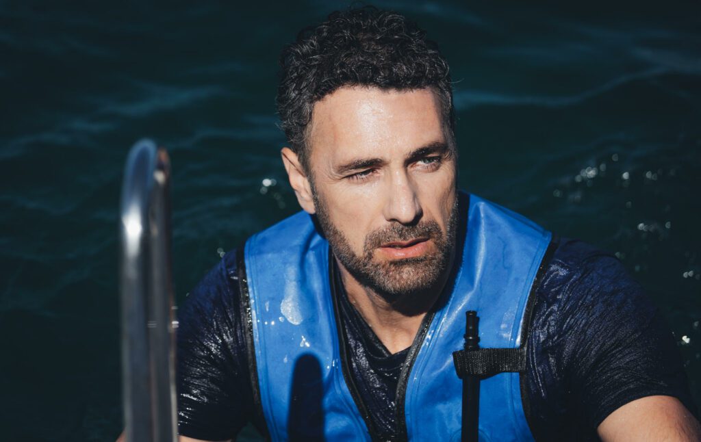 I Fantastici 5 I Personaggi Della Serie Su Canale 5 Con Raoul Bova